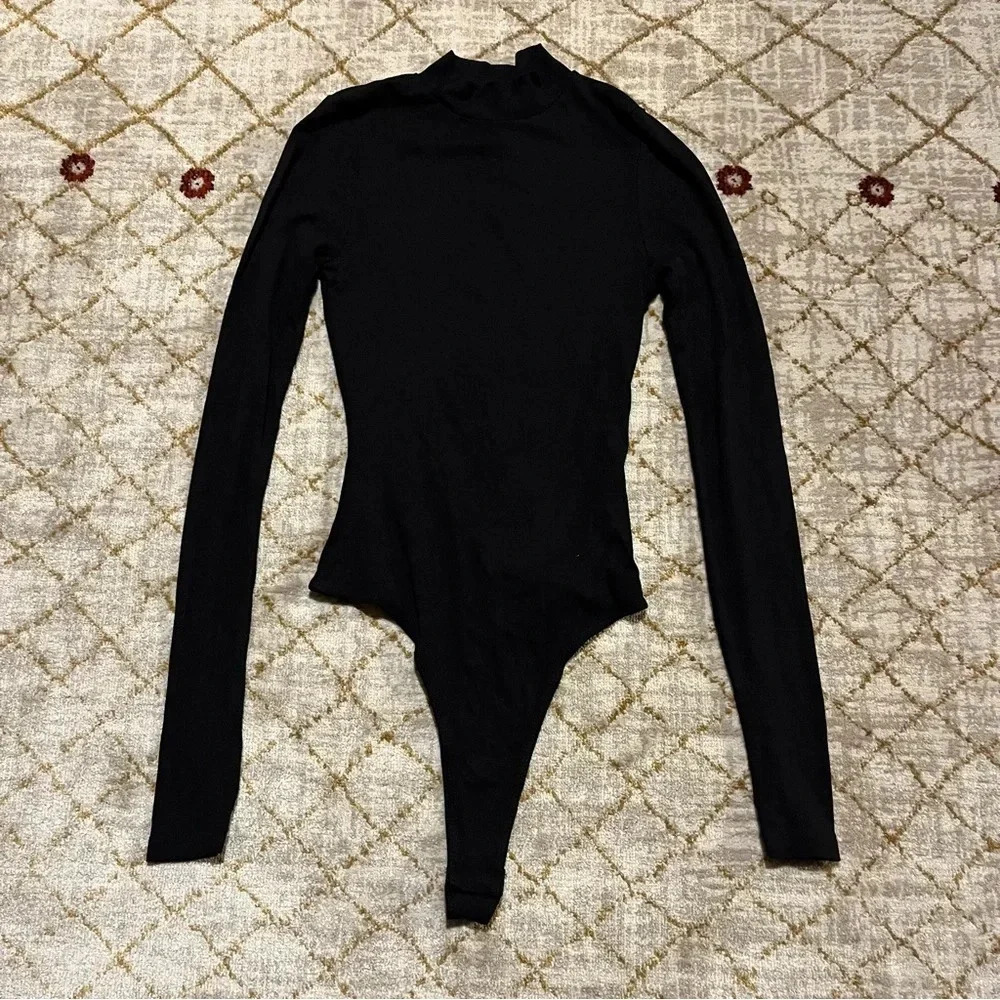 Asos Bodysuit Turtleneck Mock Neck Black Women's Long Sleeve Size 4